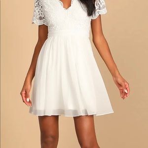 Lulu’s white dress